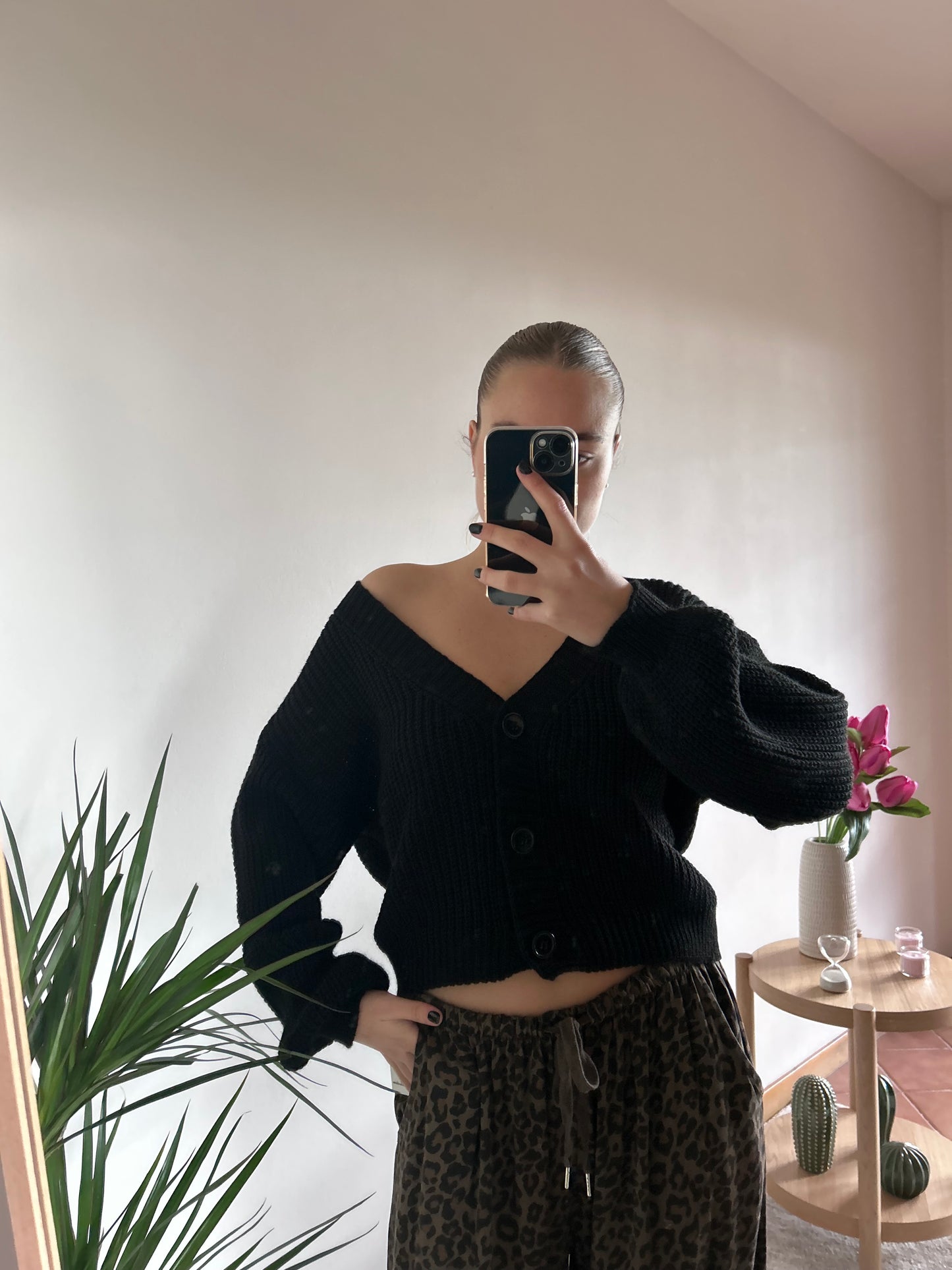 Cardigan crop